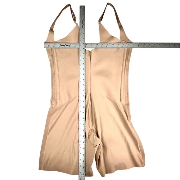 Honeylove Open-Bust Mid-Thigh Bodysuit Sand Size 1X $109 MSRP - Picture 10 of 11